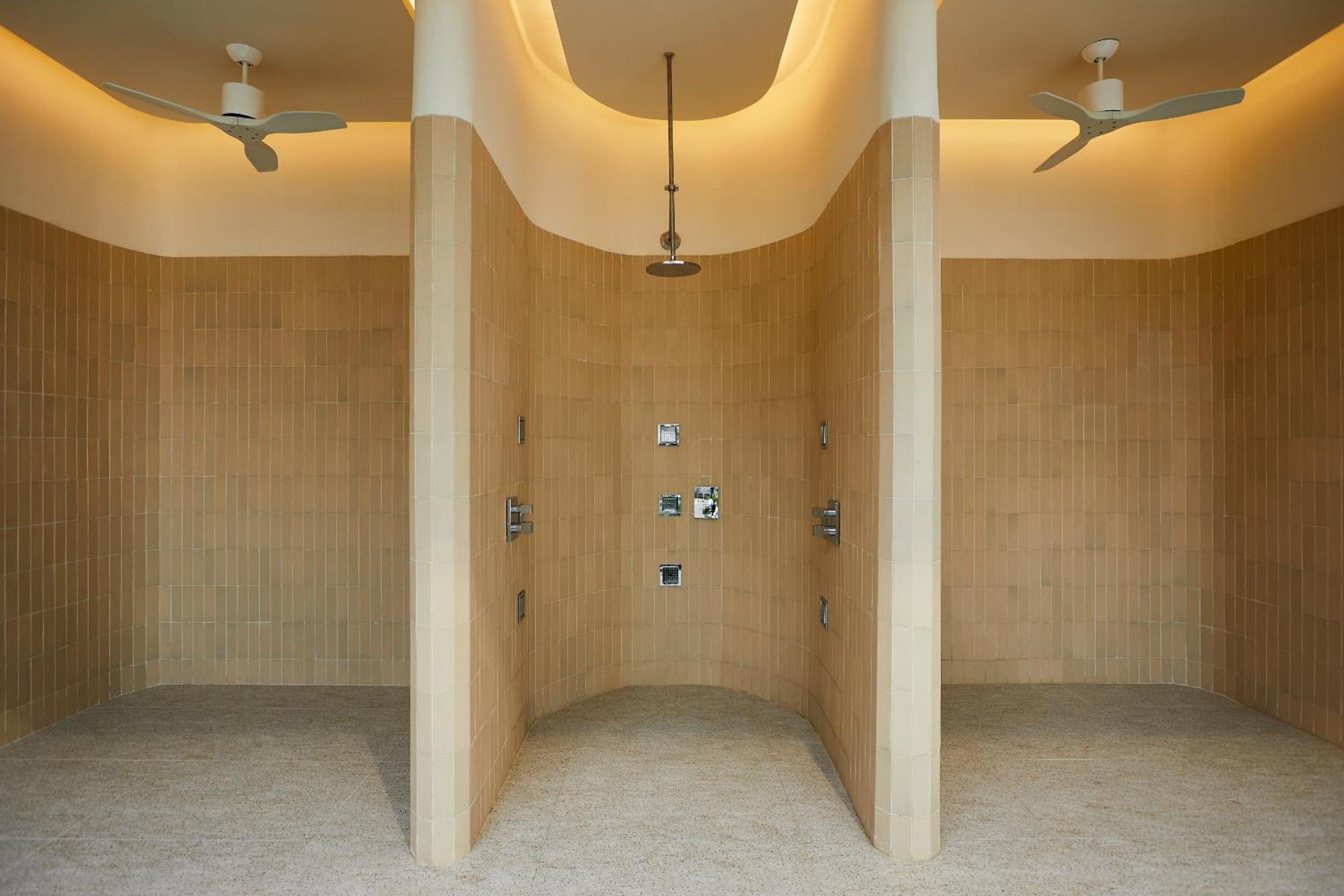 The Standard, Hua Hin Hotel Exterior foto Shower room